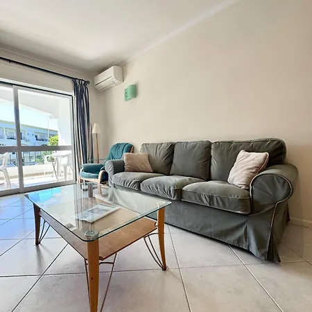 Pinhal Do Golfe - 2 Bedrooms -