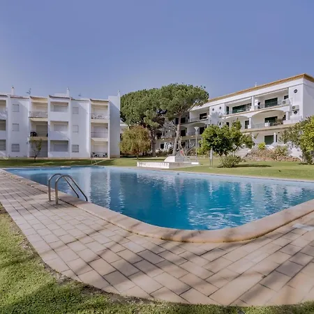 Pinhal Do Golfe - 2 Bedrooms - *